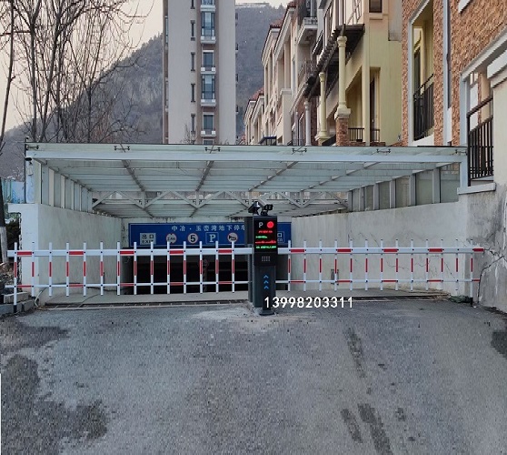 沈阳小区栅栏道闸车牌识别系统安装